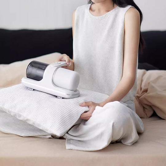 Rechargeable Powerful Bed Vacuum Cleaner